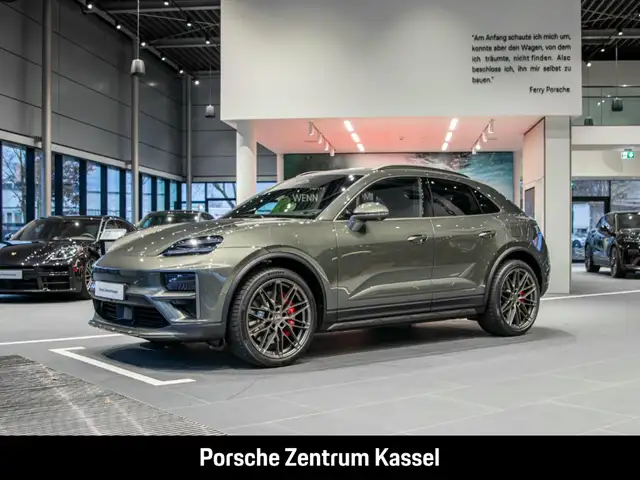 Porsche Macan Turbo Burmester HA-Lenkung InnoDrive LED