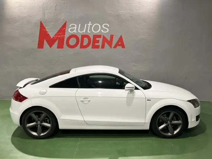 Audi TT COUPÉ 2.0 TFSI (2006) 2008, foto 3