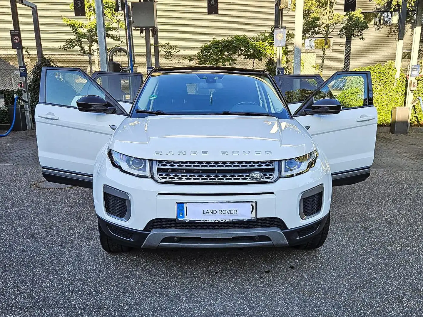 Land Rover Range Rover Evoque Range Rover Evoque TD4 Aut. SE Dynamic Weiß - 1