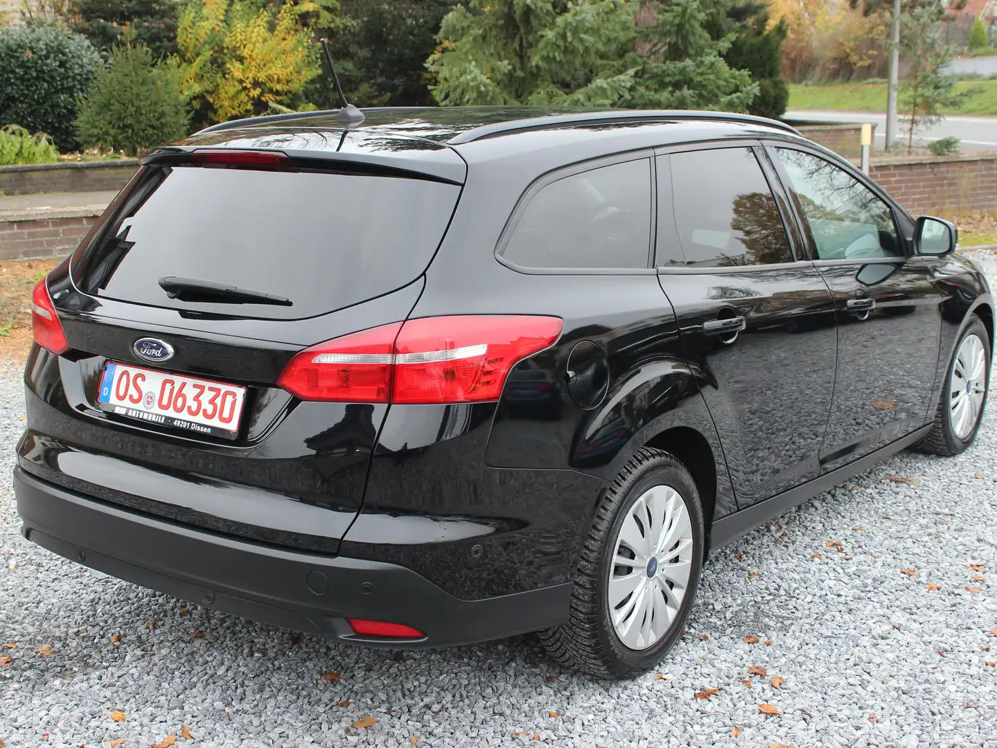 Ford Focus Business Edition*Navigation*Finanazierung* Schwarz - 2