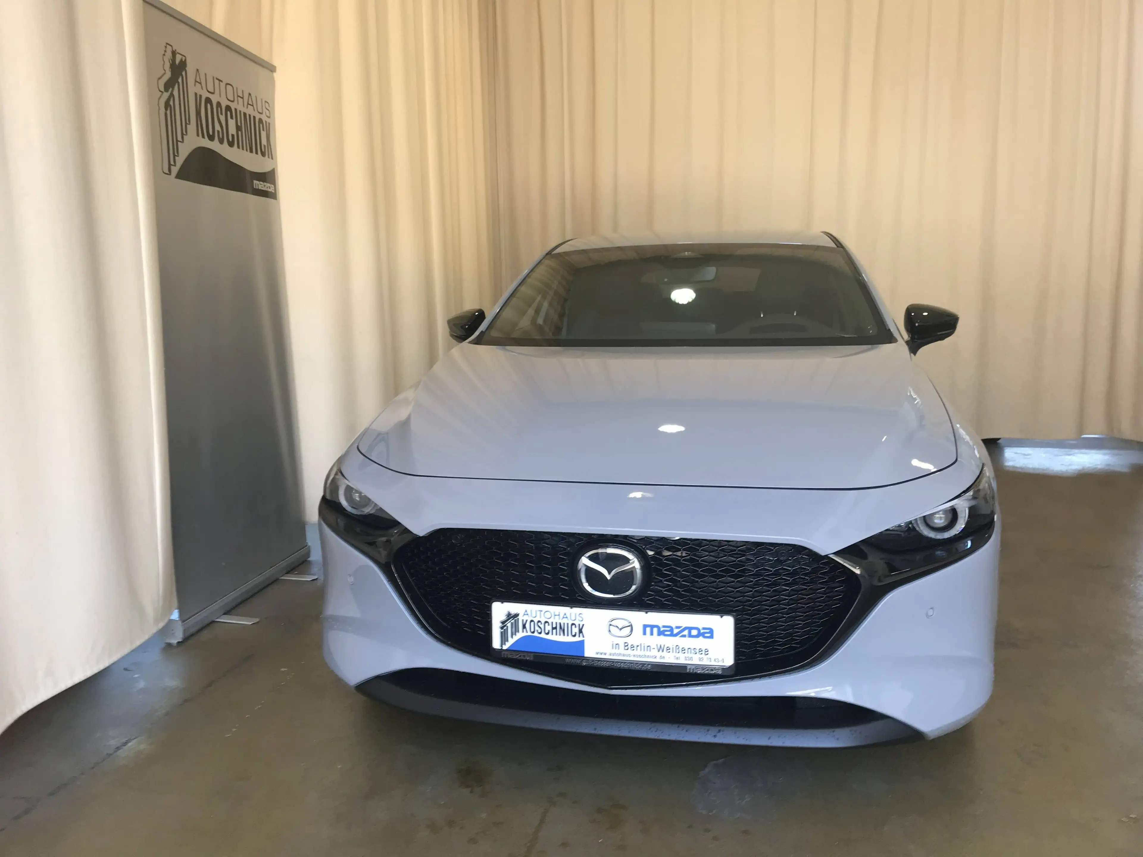 Mazda 3 2.5L e-SKYACTIV G 140ps 6AT HOMURA PLUS / MODELL 2027 — photo 2