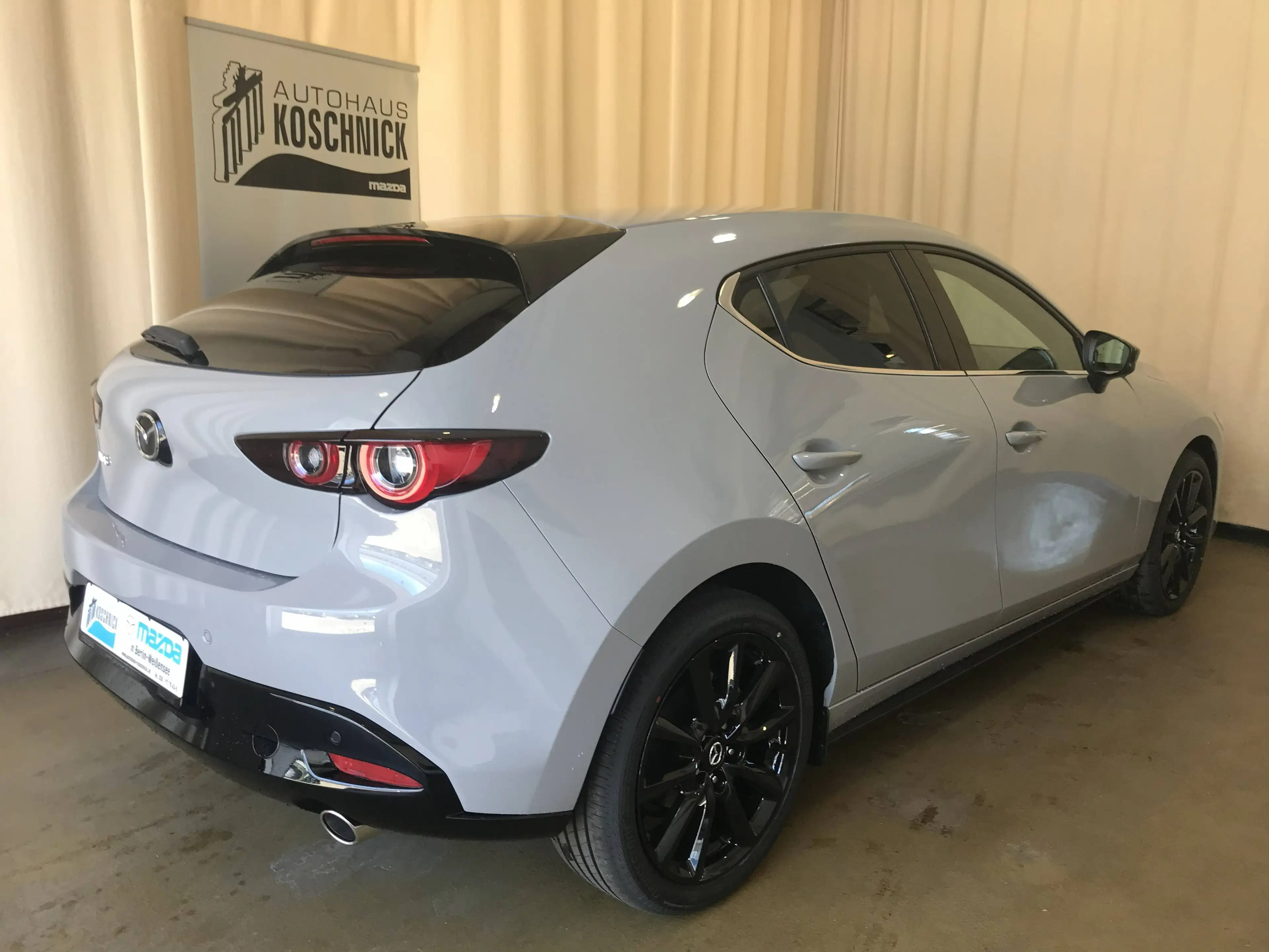 Mazda 3 2.5L e-SKYACTIV G 140ps 6AT HOMURA PLUS / MODELL 2027 — photo 4