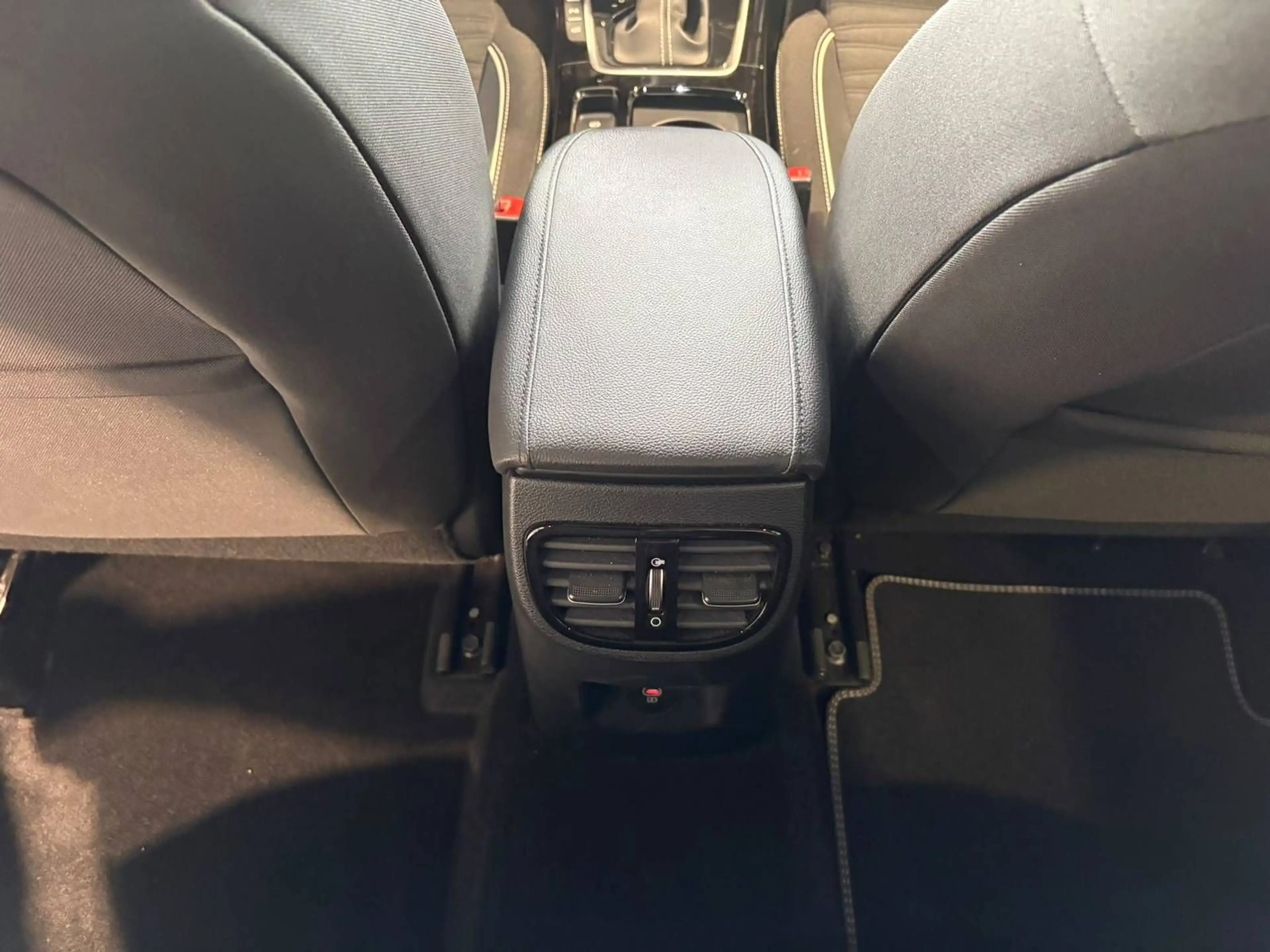 Kia Ceed / cee'd Ceed 1.5 T-GDI GT Line Navi|JBL|LED|Glasdach — photo 13