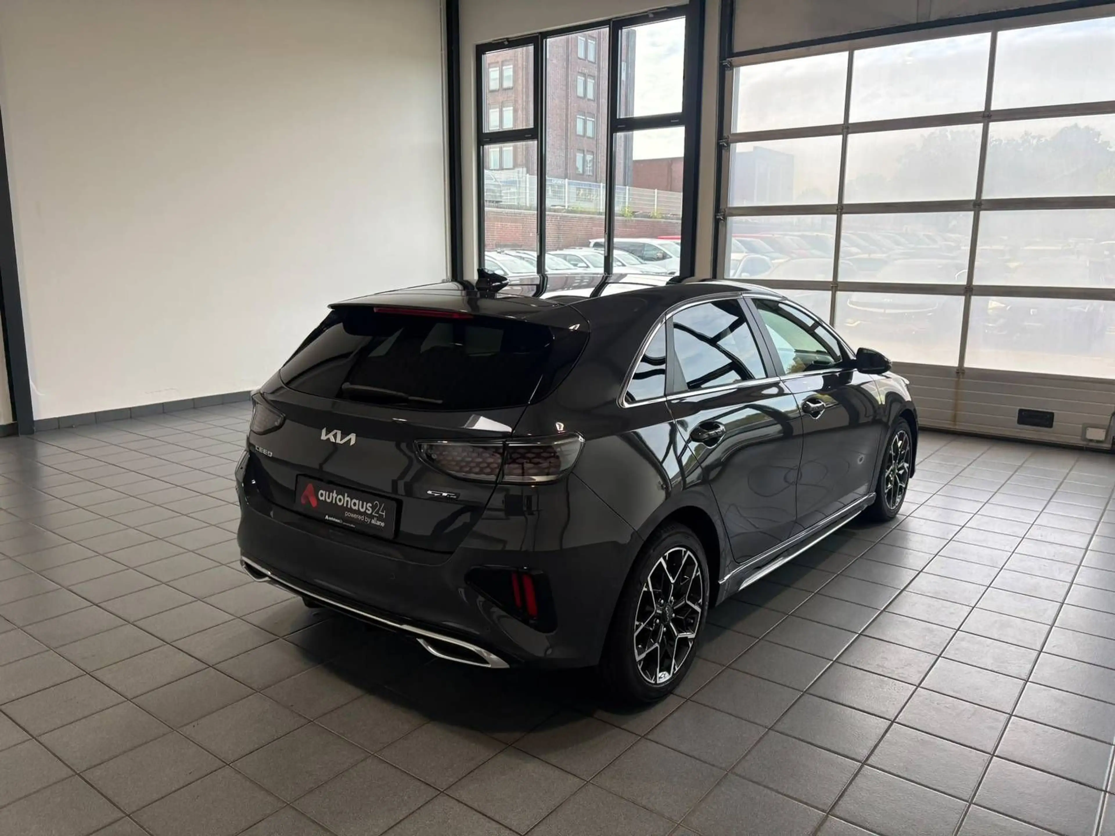 Kia Ceed / cee'd Ceed 1.5 T-GDI GT Line Navi|JBL|LED|Glasdach — photo 5