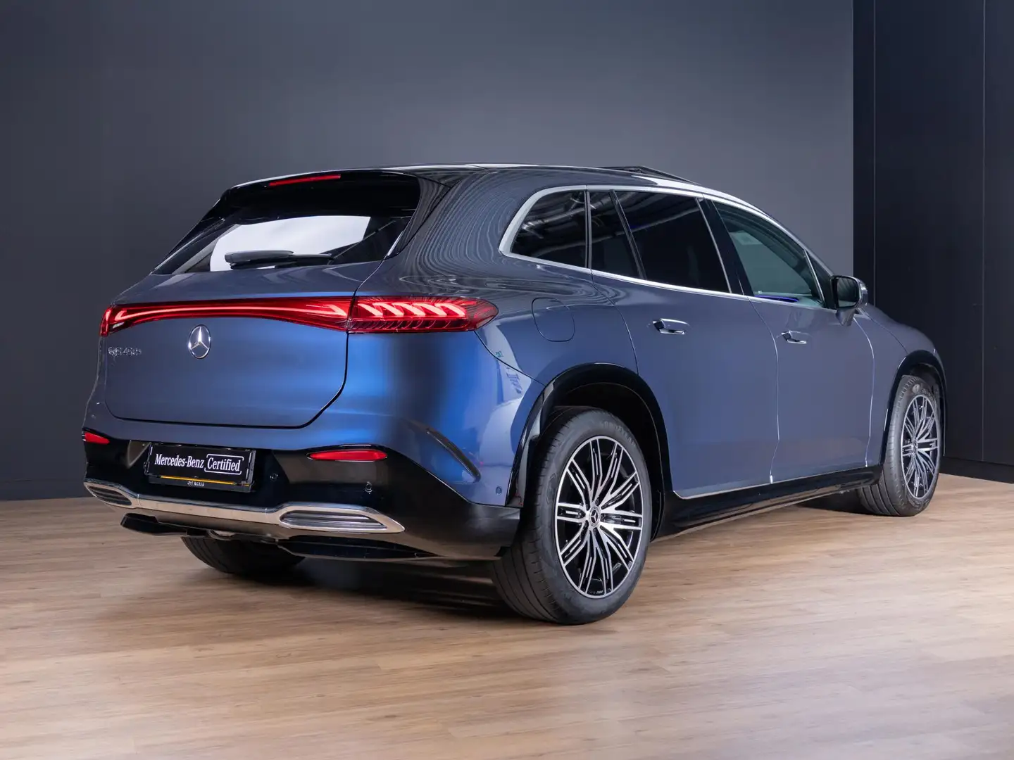 Mercedes-Benz EQS SUV 450+ AMG Line 7p 108 kWh Panorama dak | Trekhaak Bleu - 2
