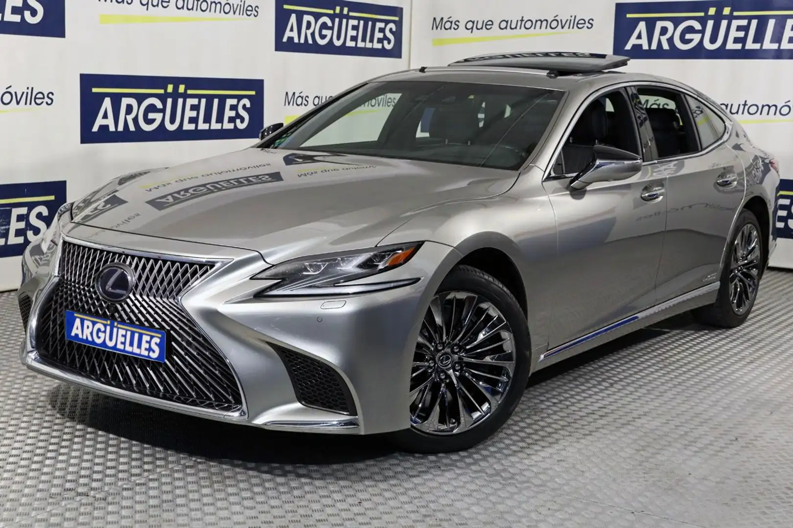 Lexus LS 500 500h Executive 359cv AWD Beżowy - 1