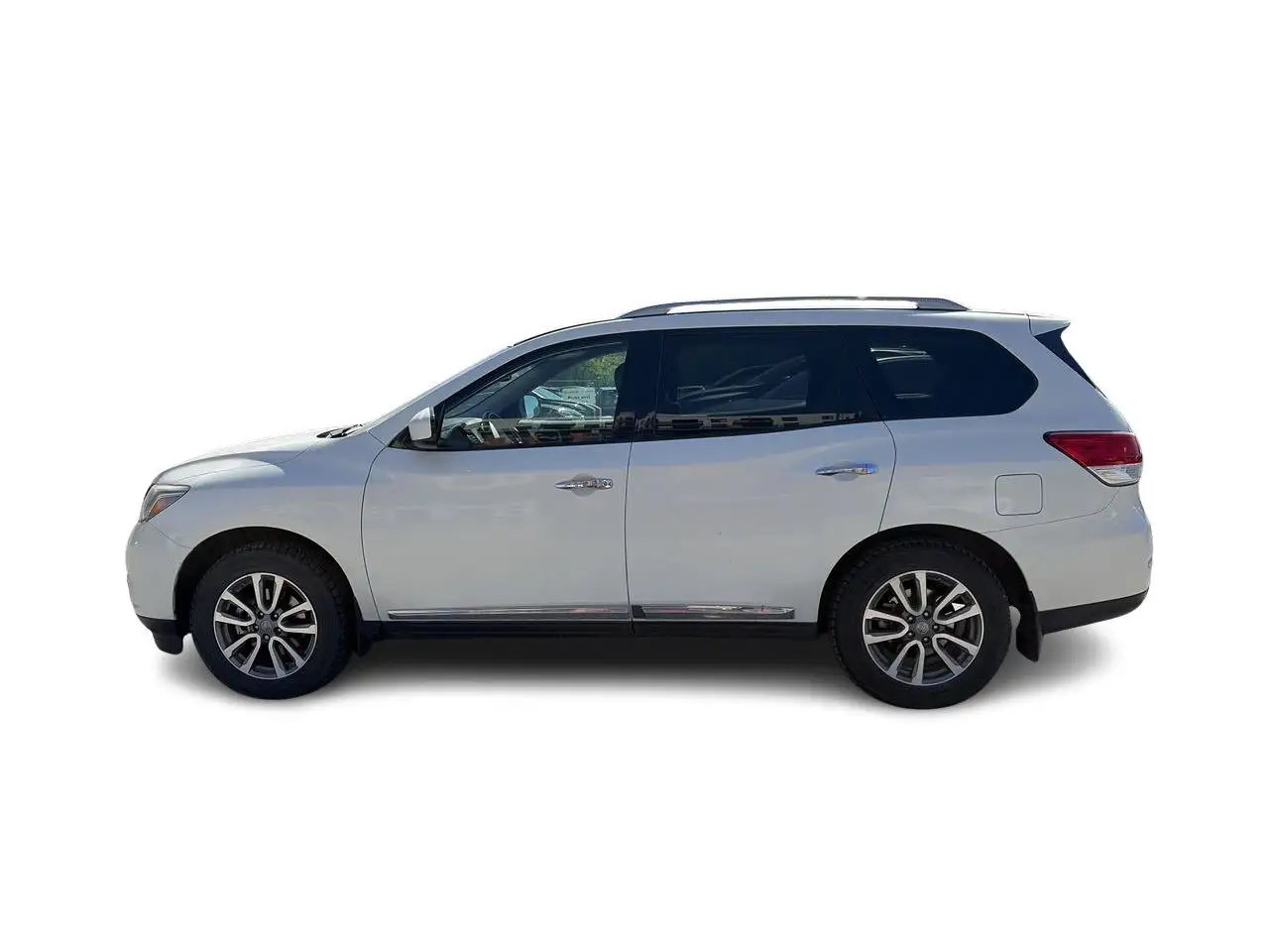 Nissan Pathfinder снимка Nissan Pathfinder