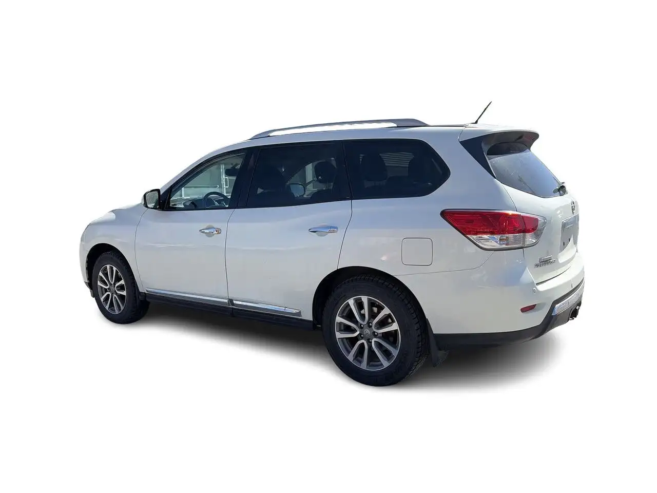 Nissan Pathfinder снимка Nissan Pathfinder