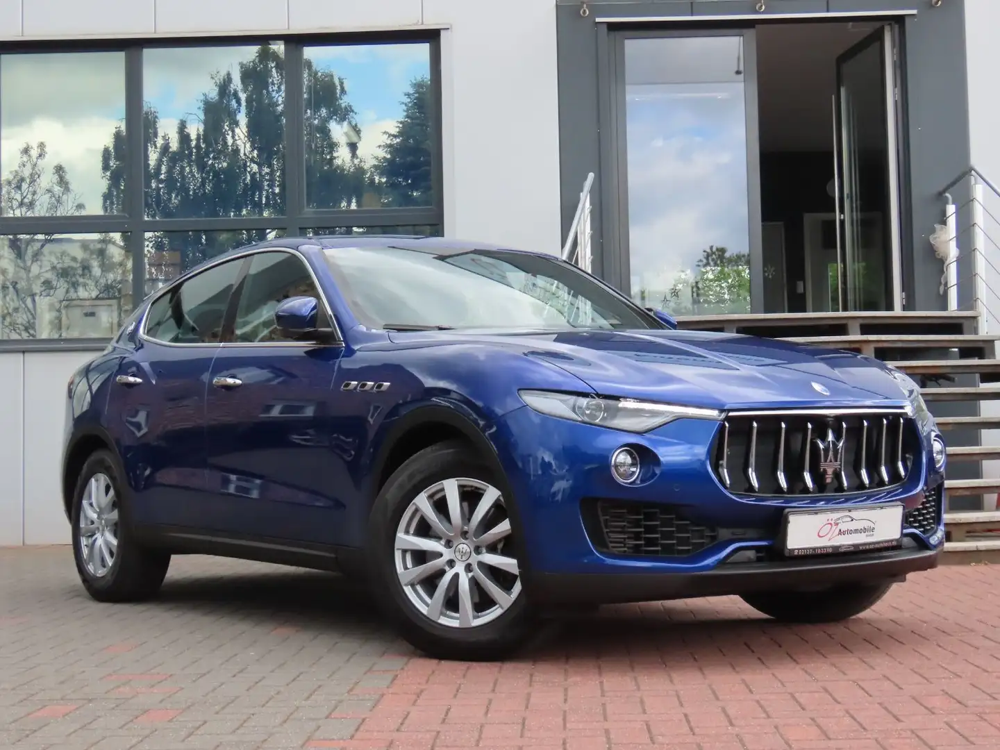 Maserati Levante Q4 3.0 V6 Autom. 360° Kamera Panorama Bleu - 1