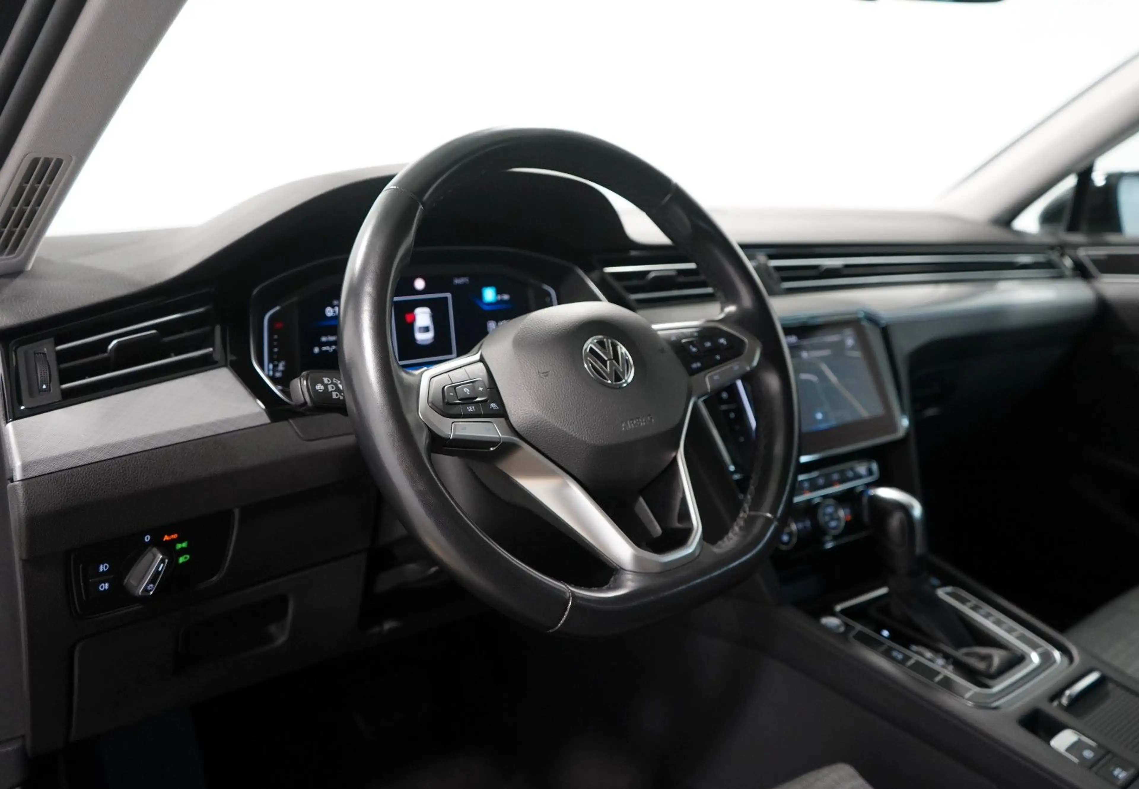 Volkswagen Passat Lim. 2.0 TDI DSG Business *MATRIX*ACC*KAM — photo 9
