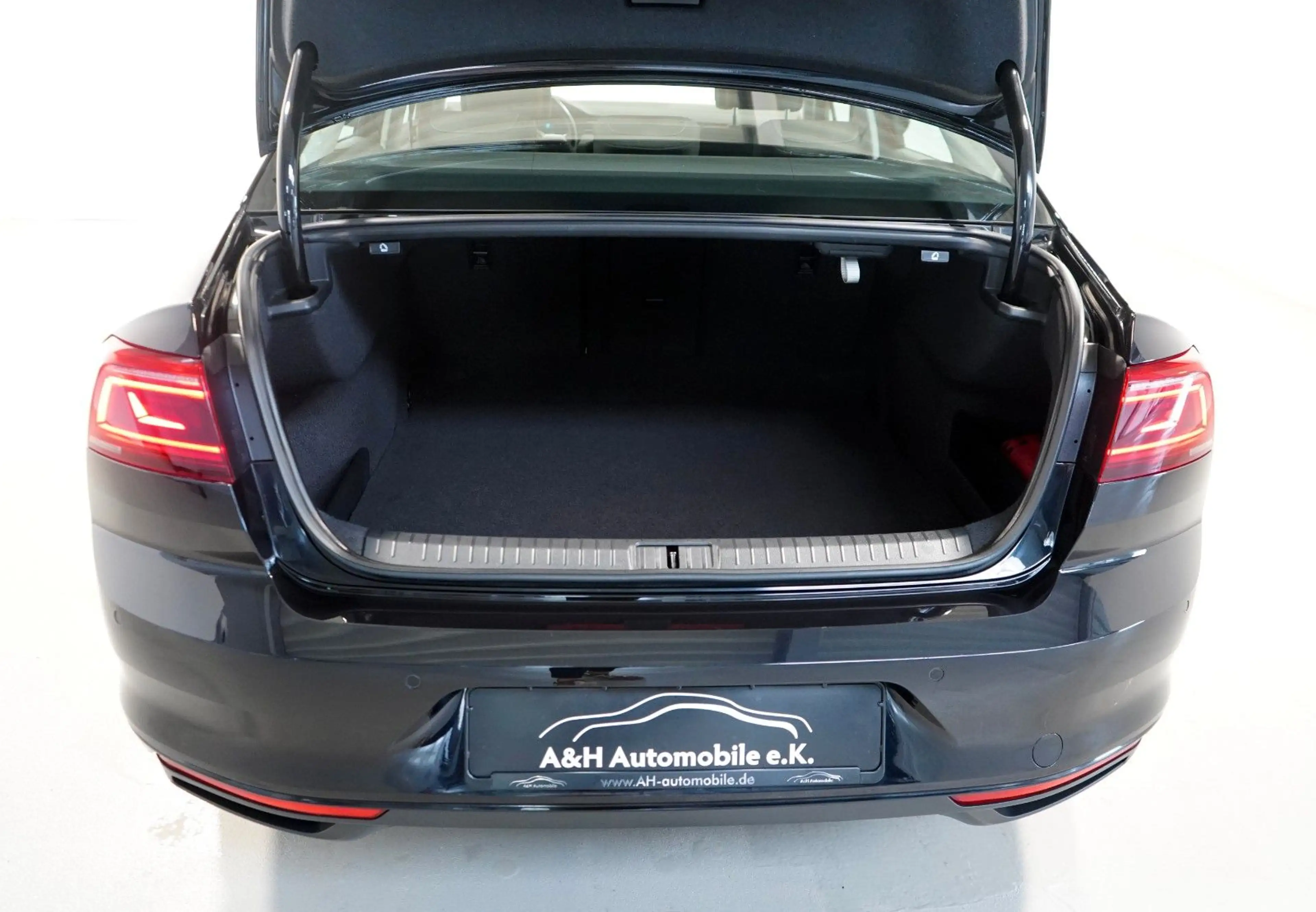 Volkswagen Passat Lim. 2.0 TDI DSG Business *MATRIX*ACC*KAM — photo 7