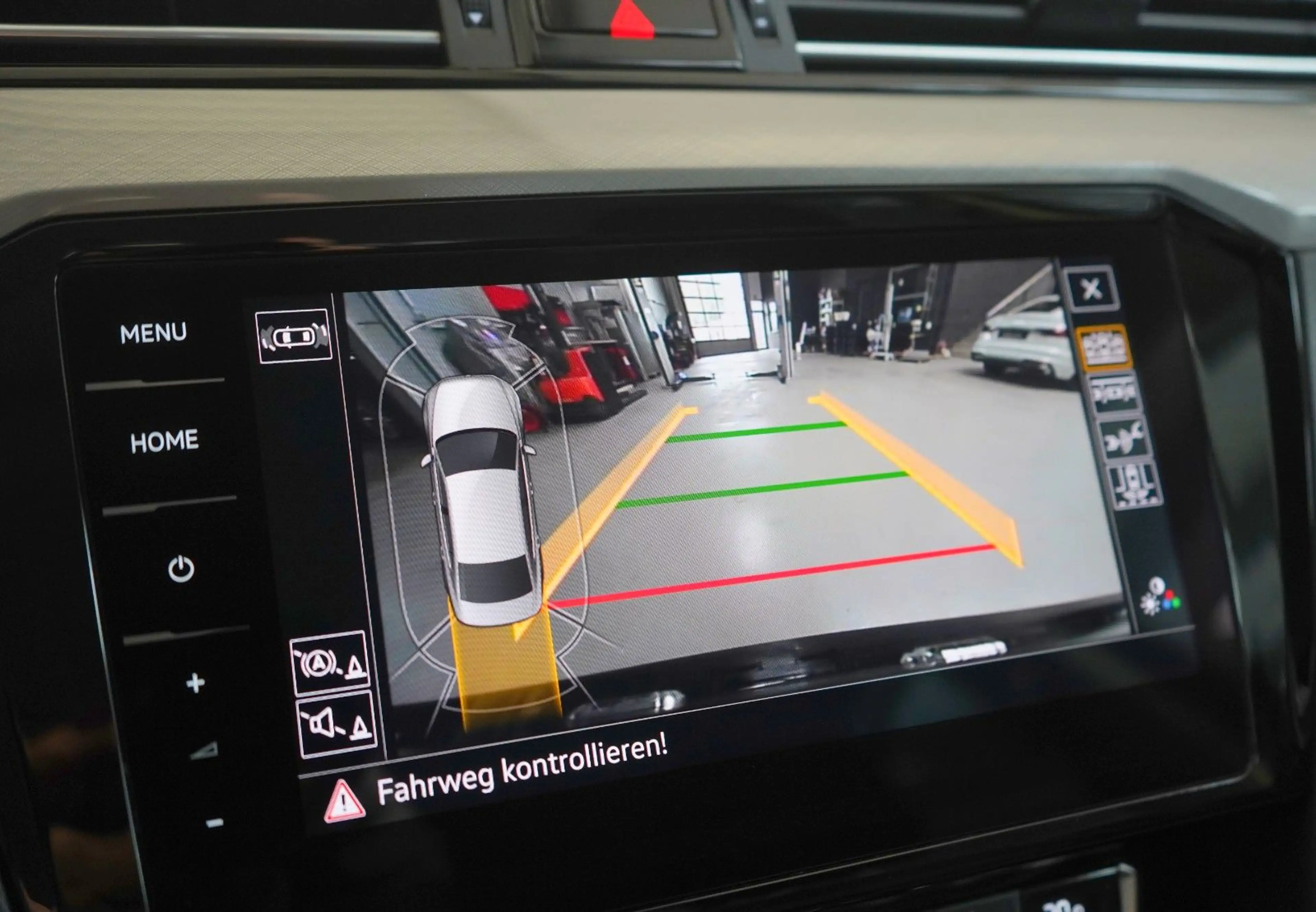 Volkswagen Passat Lim. 2.0 TDI DSG Business *MATRIX*ACC*KAM — photo 12