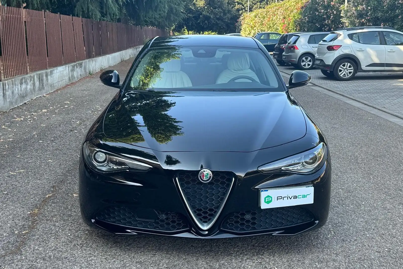 Alfa Romeo Giulia Giulia 2.2 Turbodiesel 150 CV Business Launch Edit Schwarz - 2