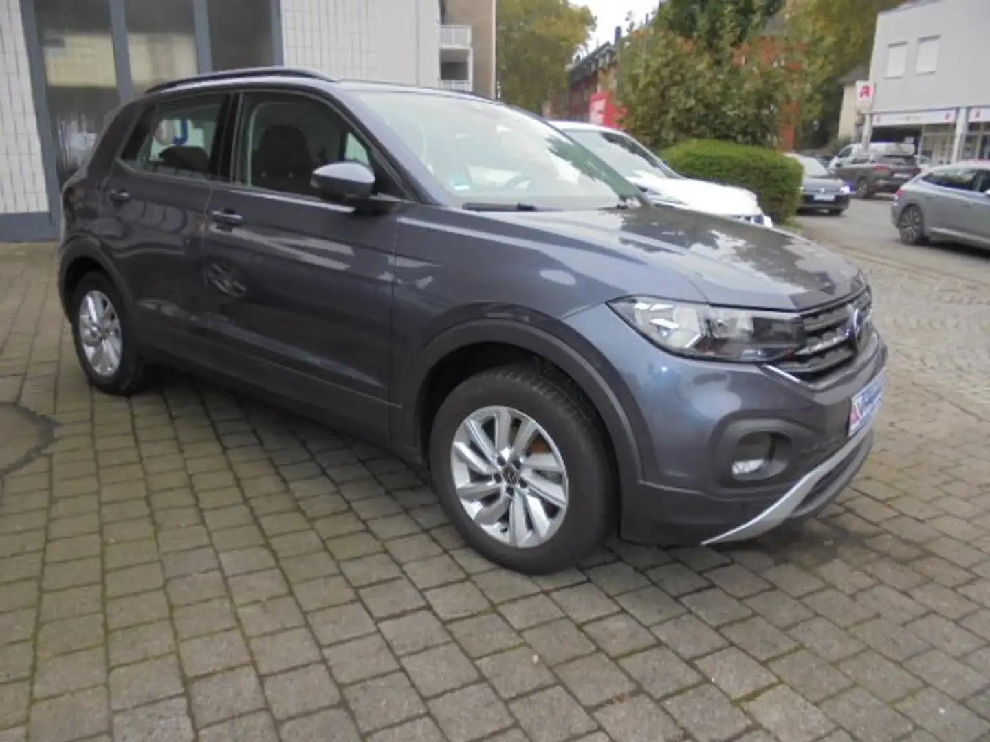 Volkswagen T-Cross T-Cross 1.0 TSI Life 1.Hand, Navi, Front-Assistent Gris - 2