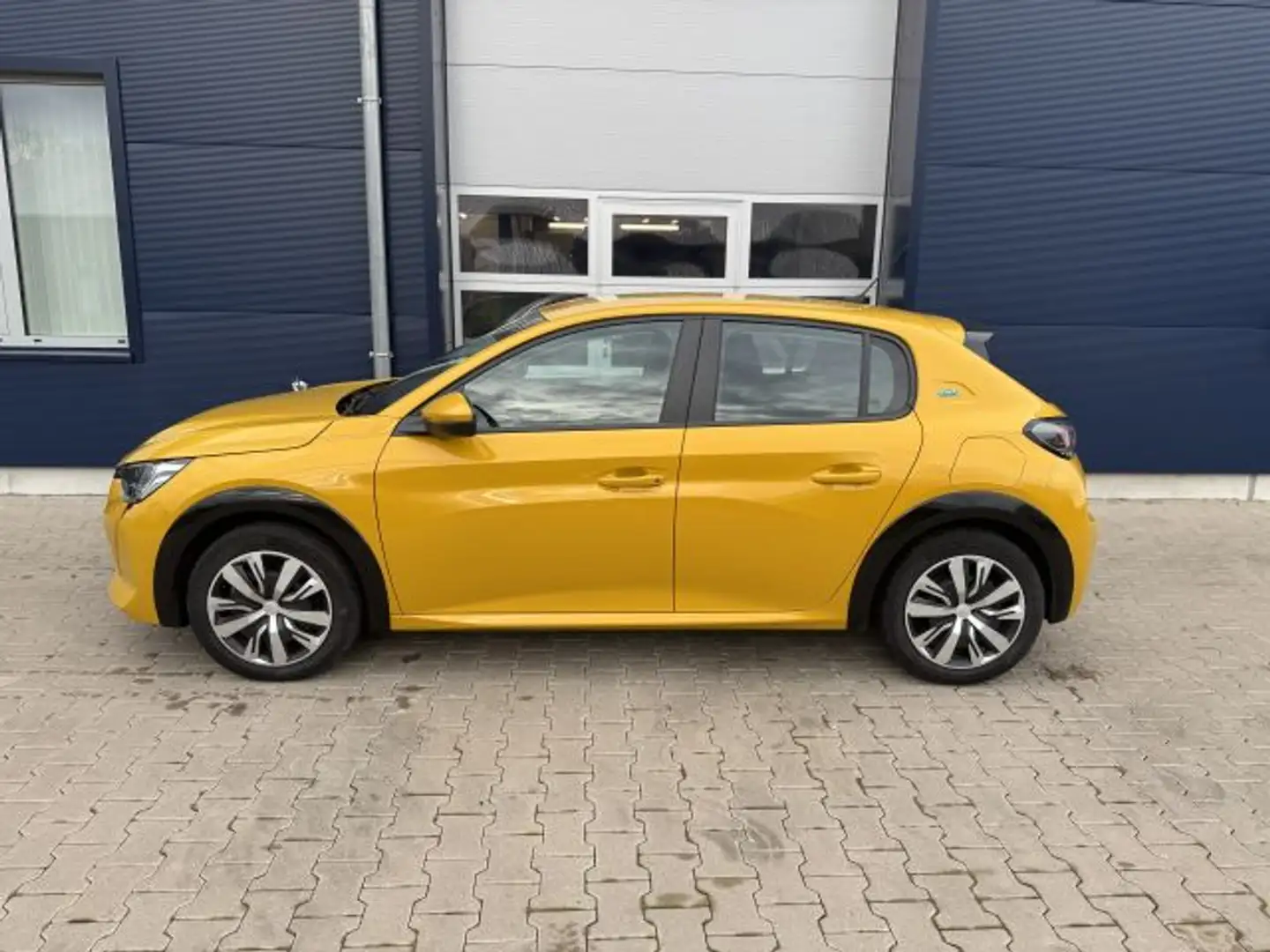 Peugeot 208 Elektromotor 136 Active Jaune - 2