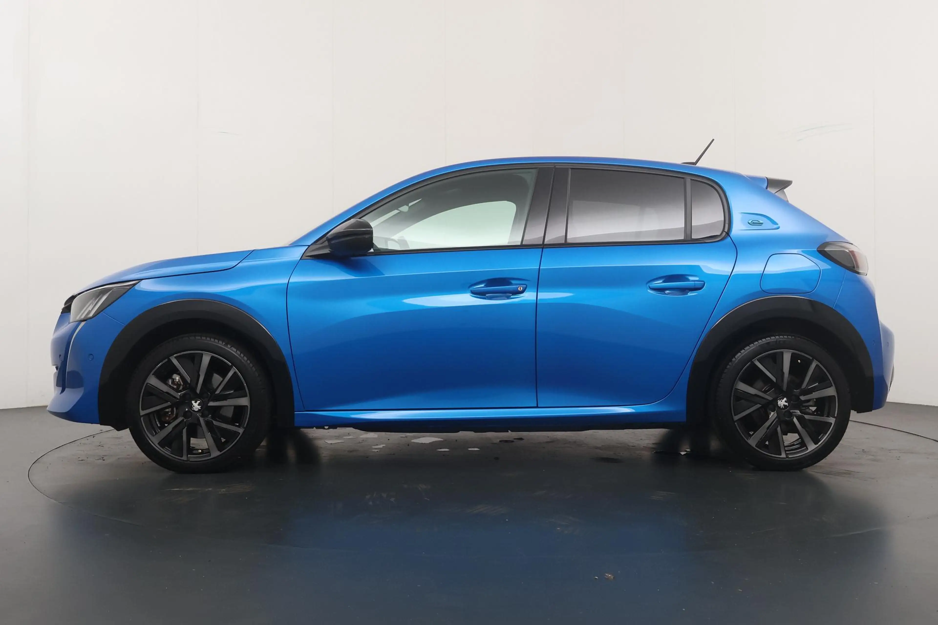 Peugeot e-208 EV GT 350 50 kWh | SOH 96% | Stoelverwarming | Par — photo 3
