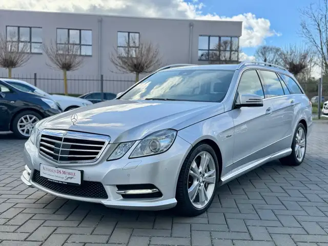 Mercedes-Benz E 500 4Matic/AMG Line/1 Hand/MB Scheckheft