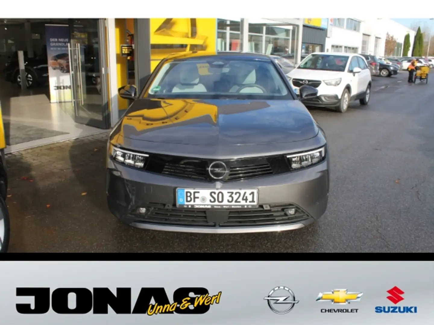 Opel Astra Elegance 1.2T Navi Sitzheizung RKamera 17'' Grau - 2