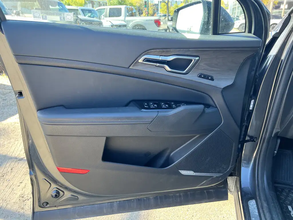 2025 Kia Sportage X-Line Limited | Climate Seats | MoonRoof | Power — photo 5