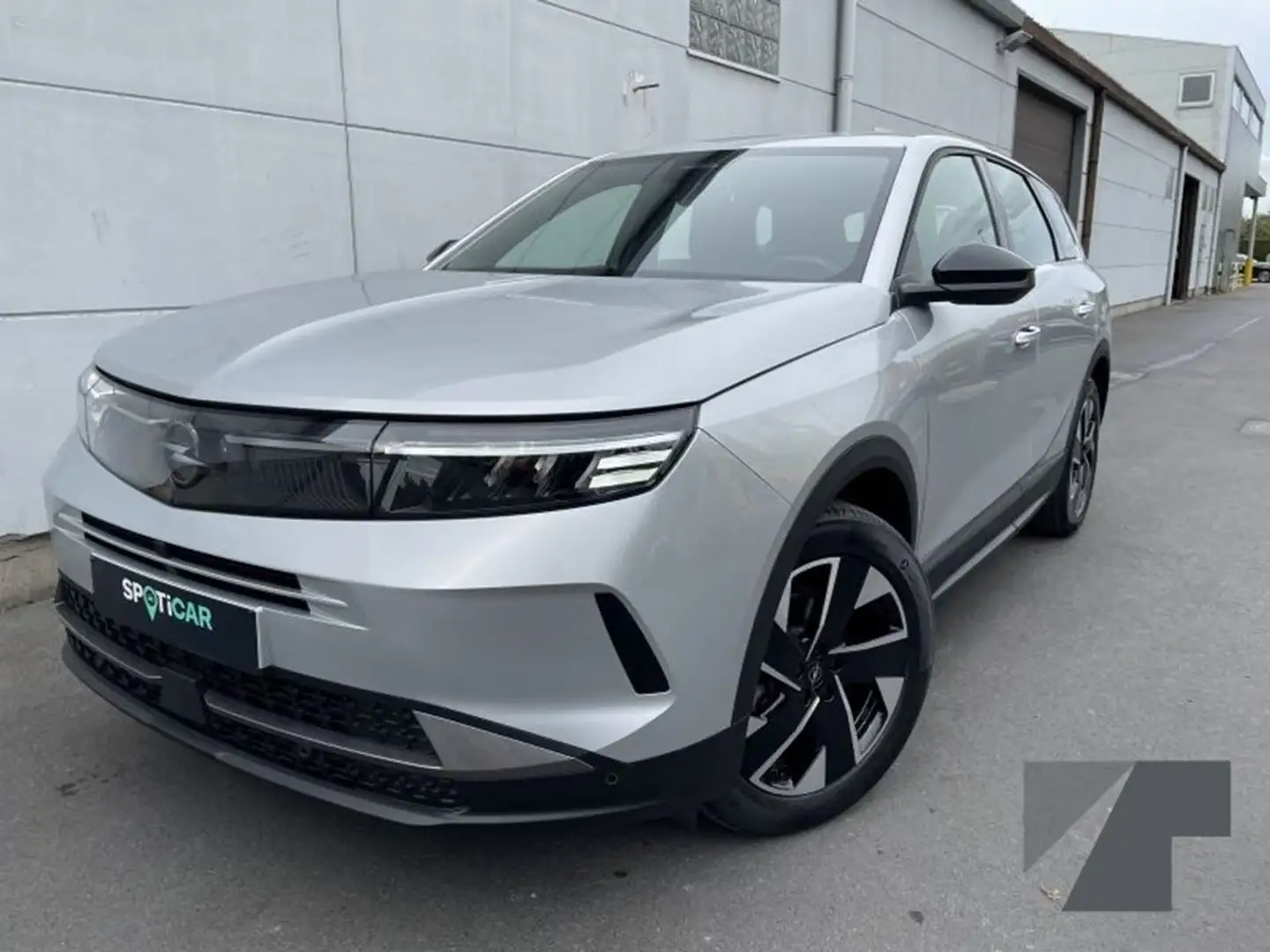 Opel Grandland MHEV 136pk - Zetelverw. - Camera A. - Zilver - 1