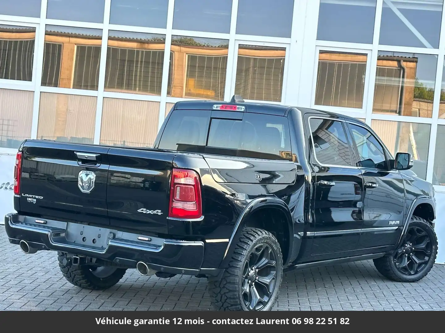 Dodge RAM Limited RAMBOX 12P 5.7L 4x4 Tout compris hors homo Noir - 2