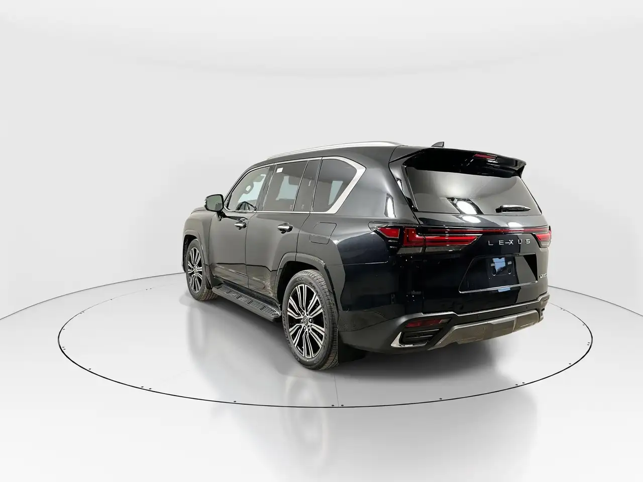 Lexus LX 600 снимка Lexus LX 600