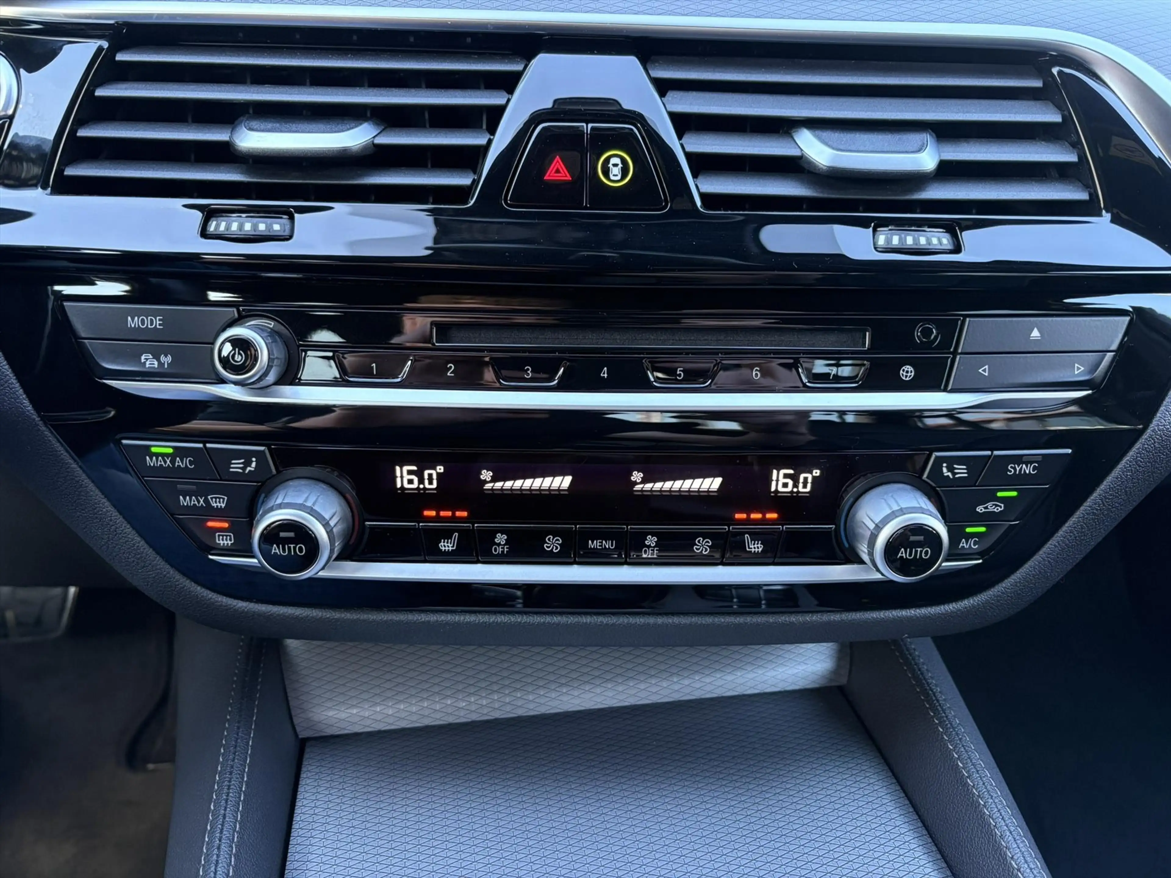 BMW 540 5-Serie (g30) 540i 340pk / xDrive / Automaat / M-S — photo 15