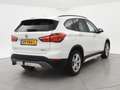BMW X1 sDrive18i AUT. SPORTLINE + TREKHAAK | LED | SPORTS Blanc - thumbnail 2