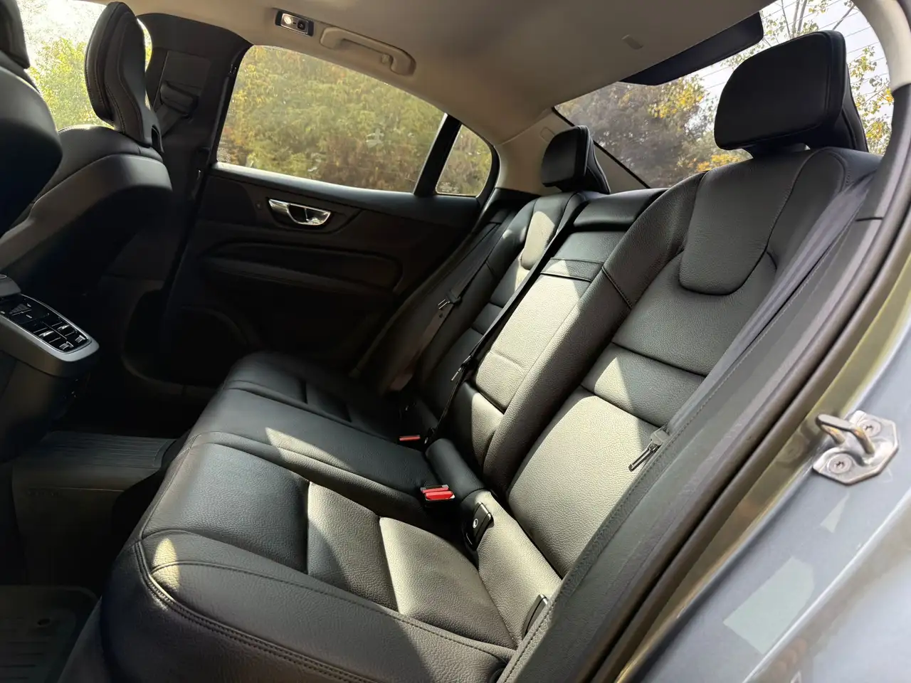 Volvo S60 снимка Volvo S60