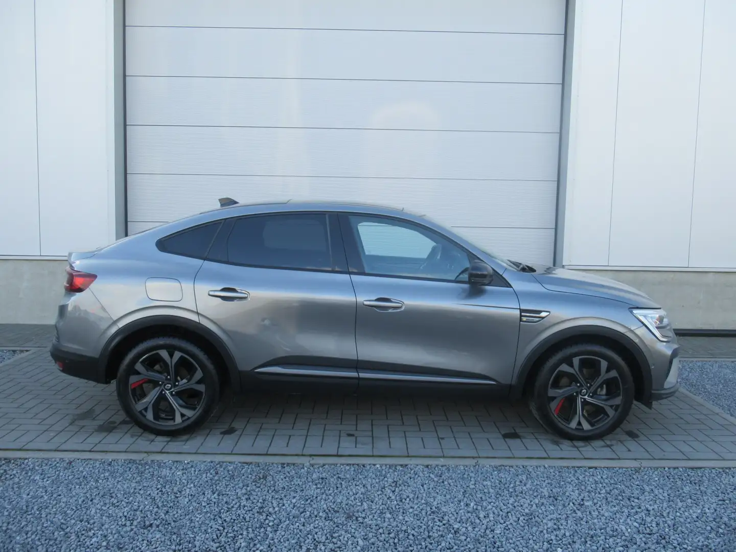 Renault Arkana 1.6 E-Tech R.S.LIne / 11.990€ netto / GearProb/ Grigio - 2