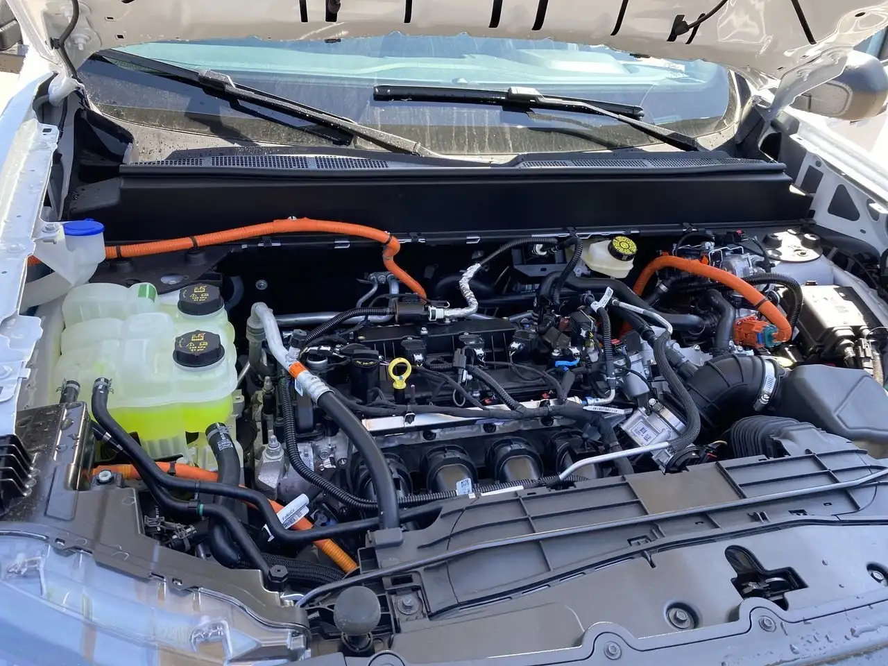 Ford Maverick снимка Ford Maverick