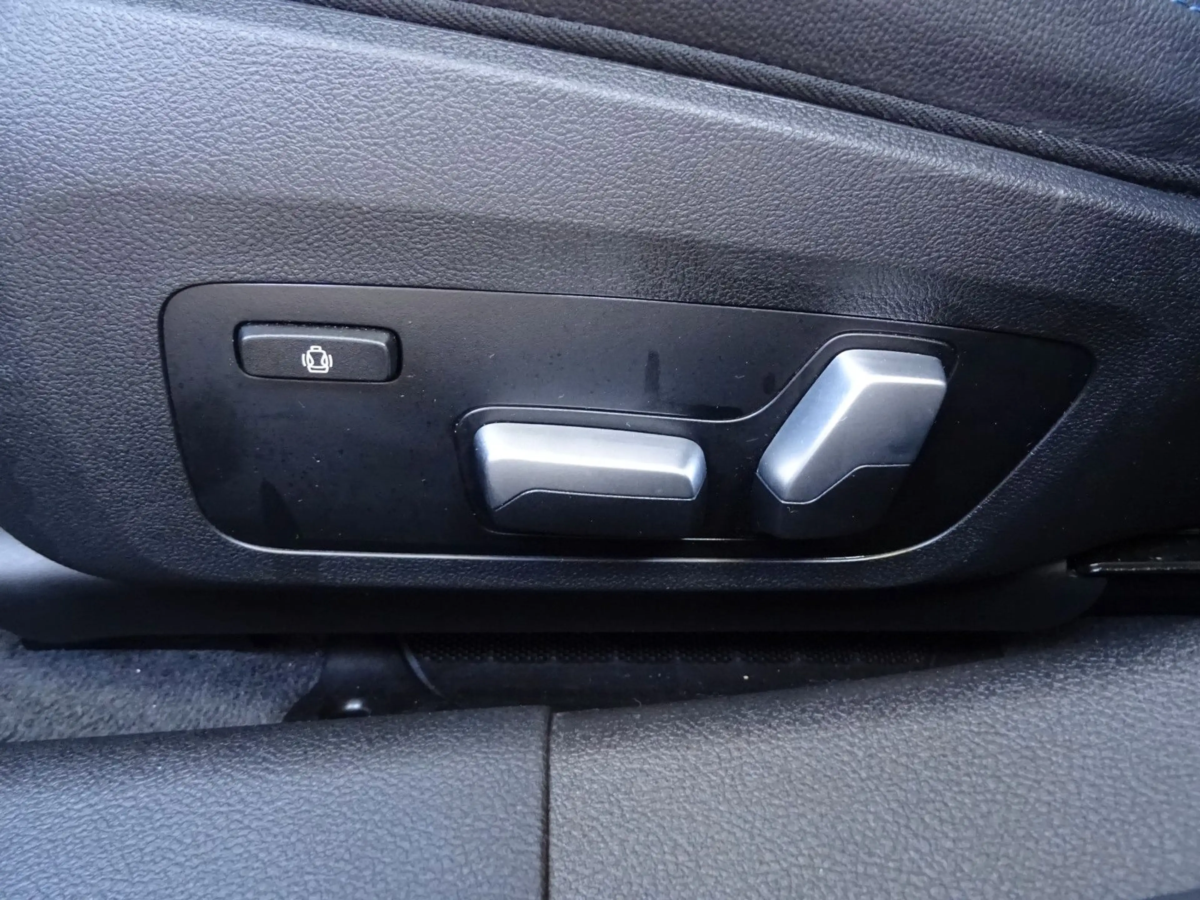 BMW M3 Touring xDrive Navi Curved Dis. Alcant LED — photo 13