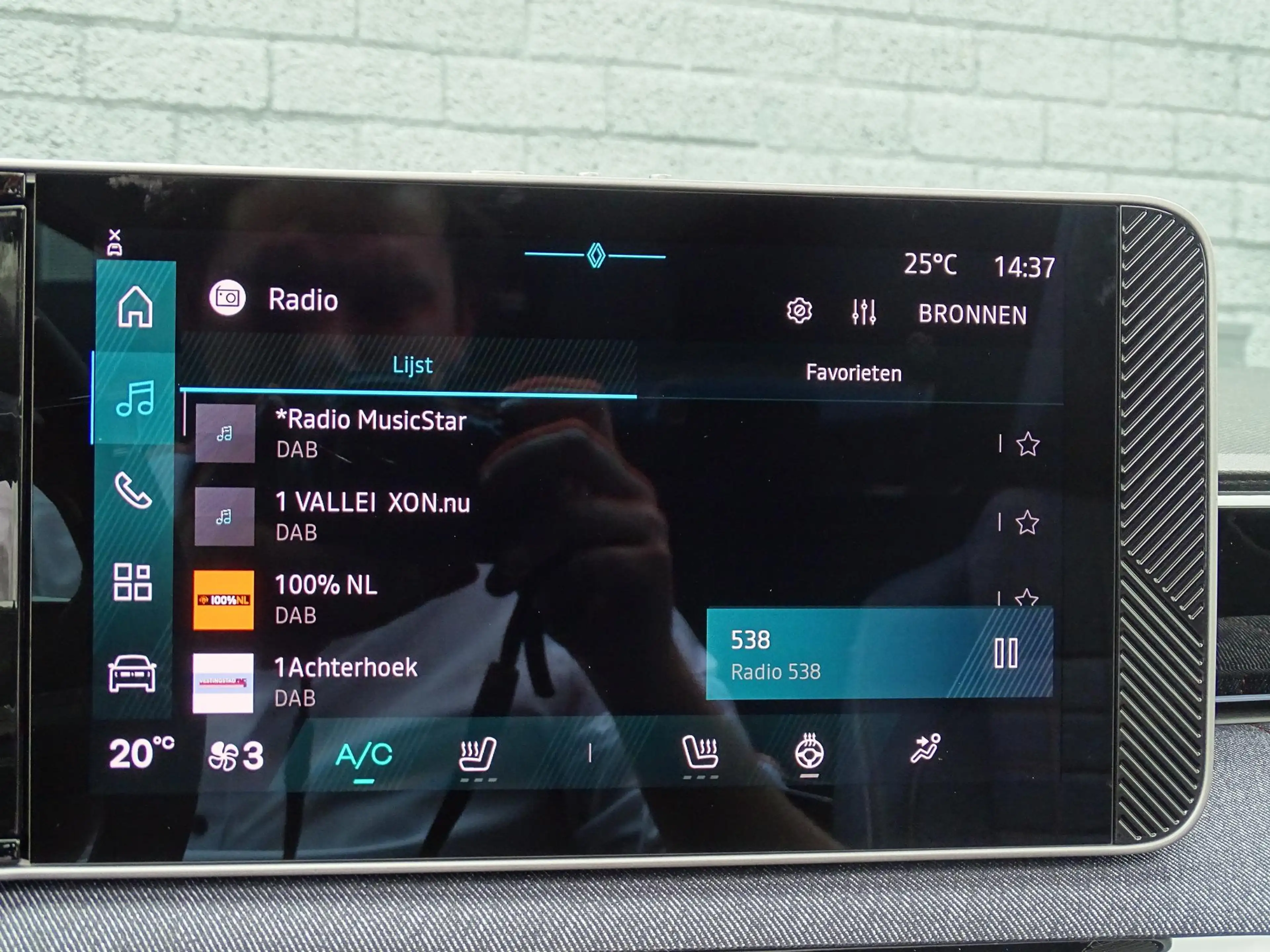 Renault R 4 comfort range techno canvas dak 52 kWh NU 5 JAAR G — photo 33