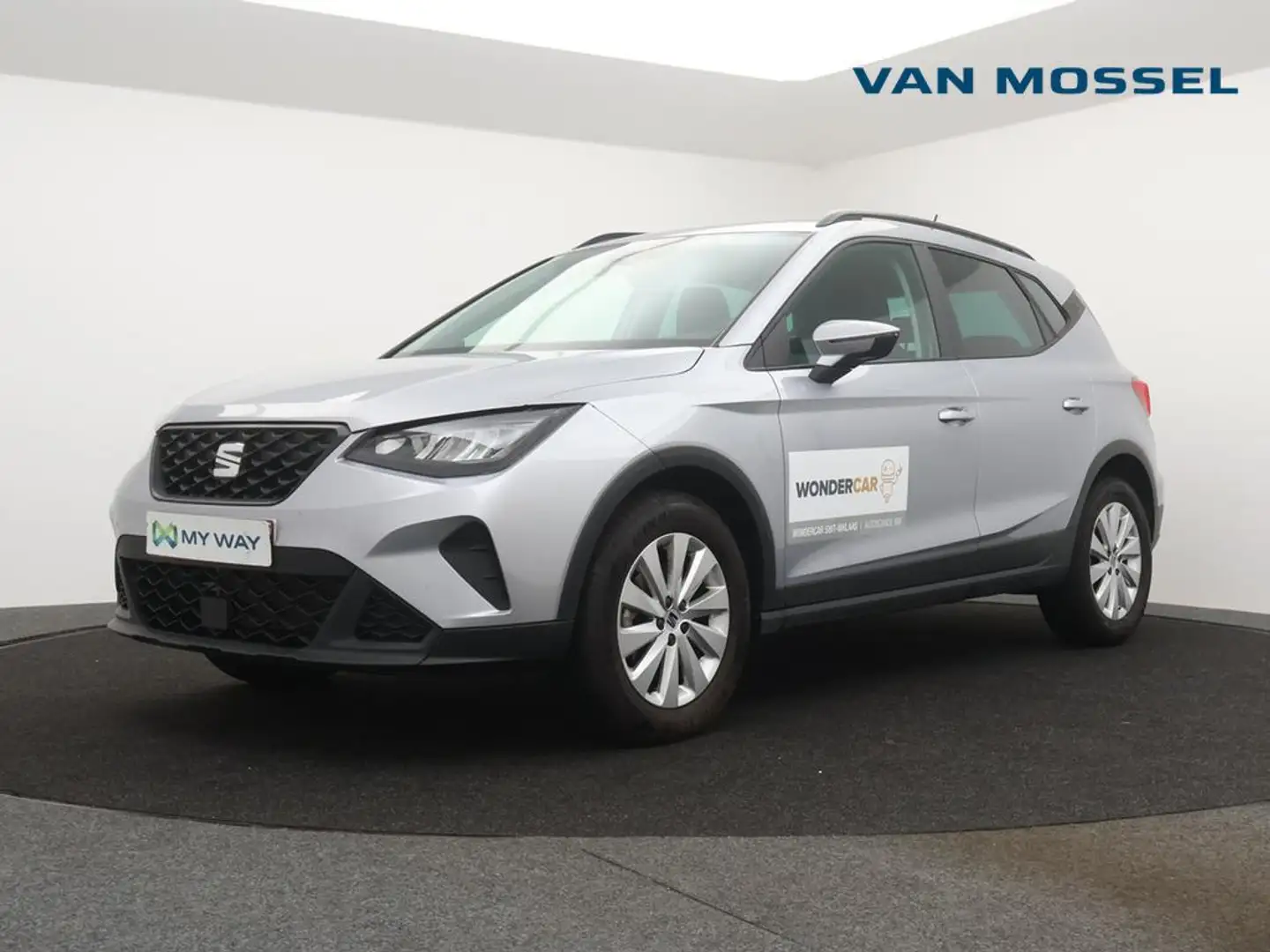 SEAT Arona Arona 1.0 TSI 95pk // Zetelverwarming // AppConnec Ezüst - 1