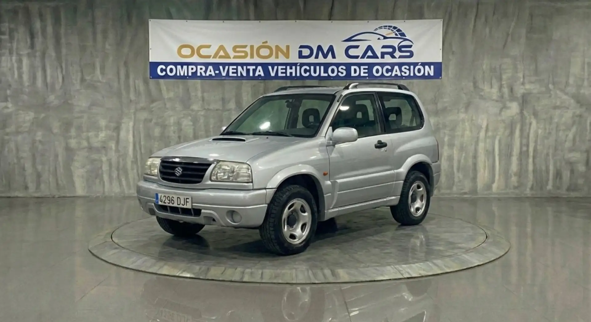Suzuki Grand Vitara Gran 2.0 HDI DLX Gris - 1