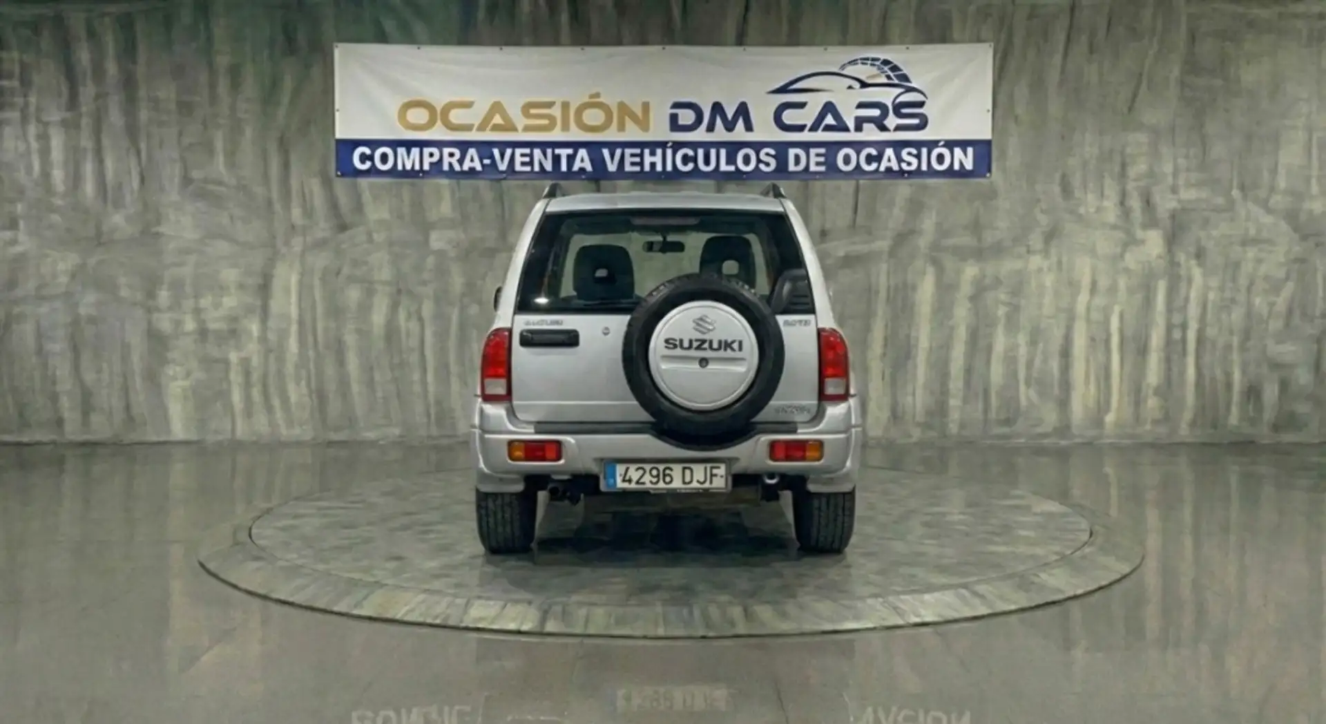 Suzuki Grand Vitara Gran 2.0 HDI DLX Gris - 2