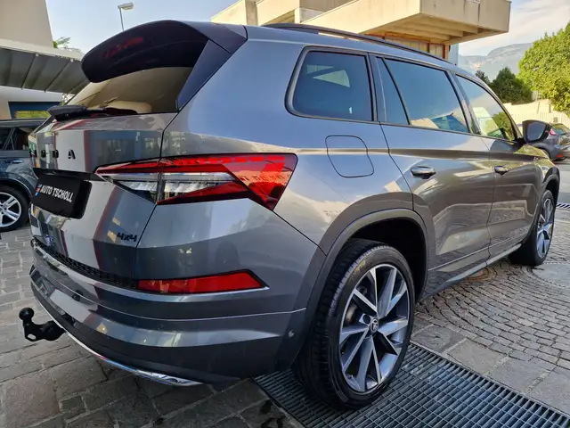 Skoda Kodiaq view 3