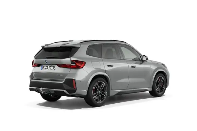BMW X1 view 2