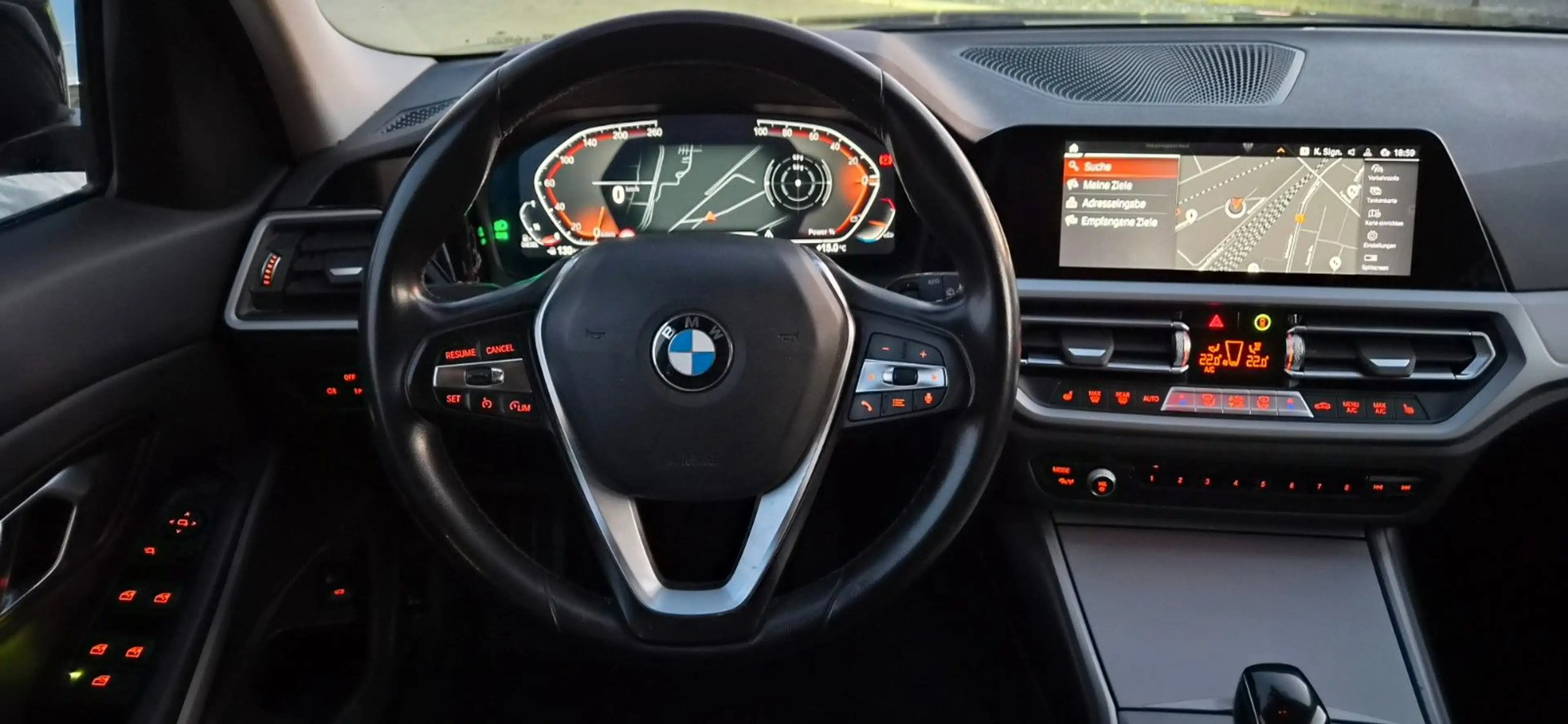 BMW 318 d Touring Advantage LED Leder AHK 1.Hand — photo 10
