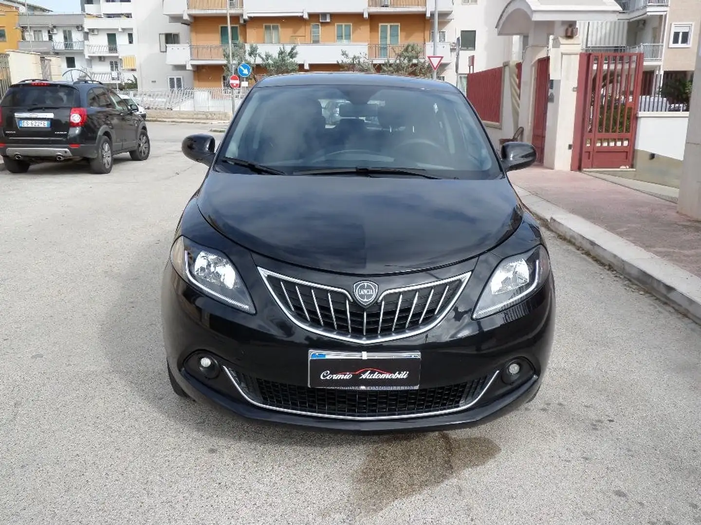 Lancia Ypsilon 1.0 FIREFLY HYBRID GOLD S&S 5 POSTI Noir - 2