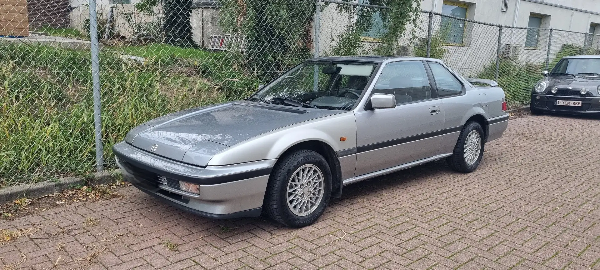 Honda Prelude 2.0 EX - 1