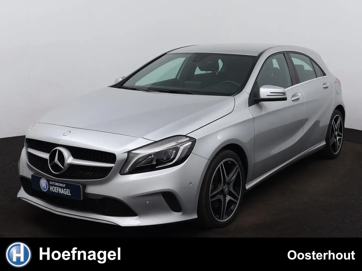 Mercedes-Benz A 200 Ambition Automaat | Navigatie | Stoelverwarming | Szürke - 1