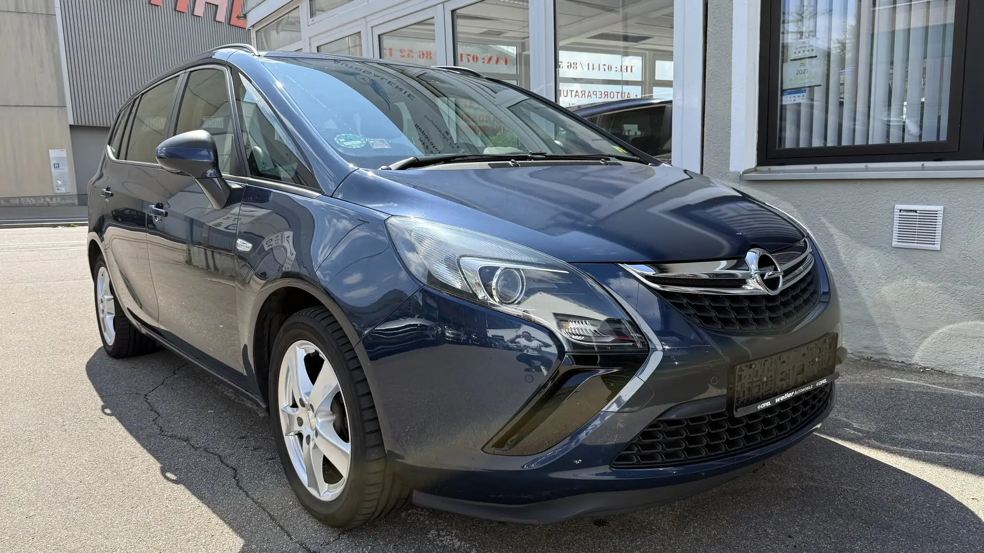 Opel Zafira Tourer Edition 2.HD 7-Sitzer PDC Klimaauto. NEU TÜV Niebieski - 1