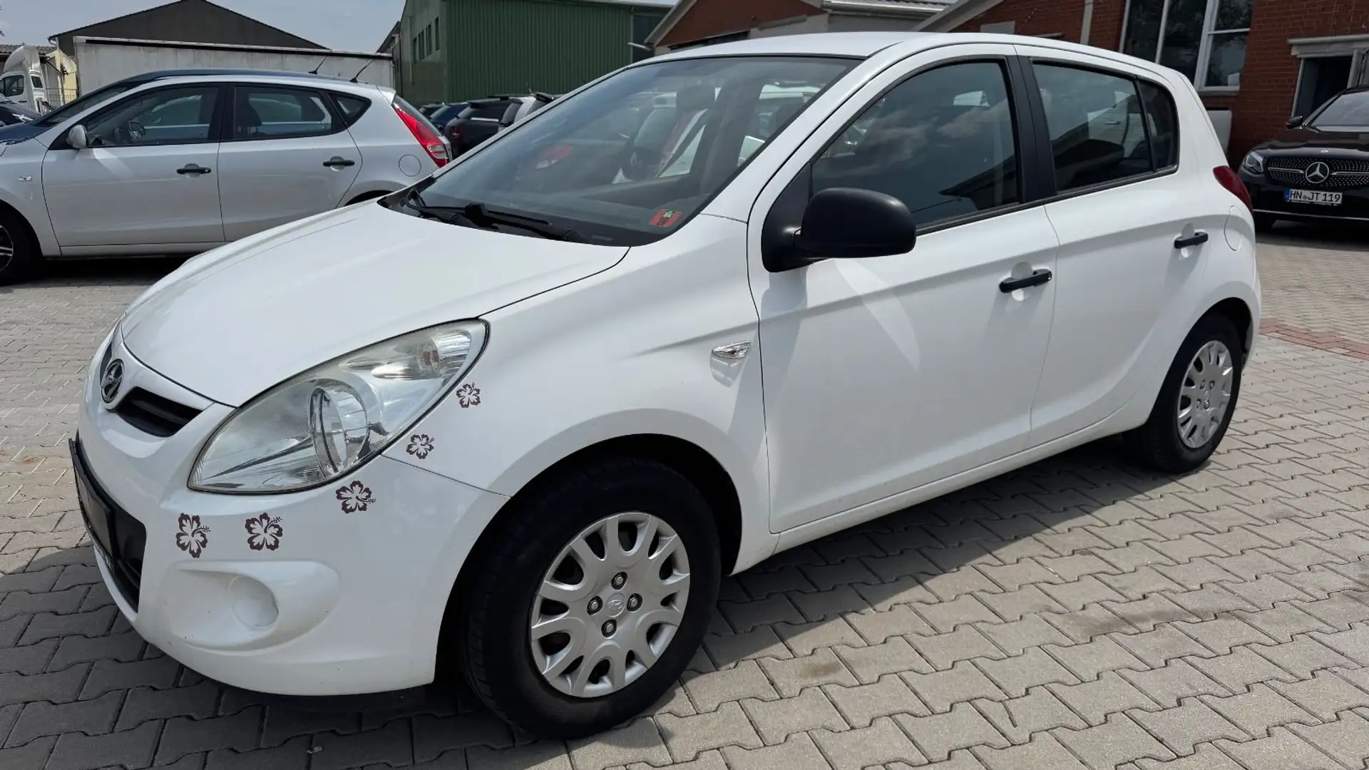 Hyundai i20 Classic Weiß - 2