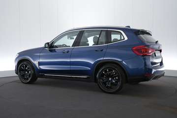 80 kWh LEDER/CUIR LED GPS PDC CAM Pano BLIS Verw.