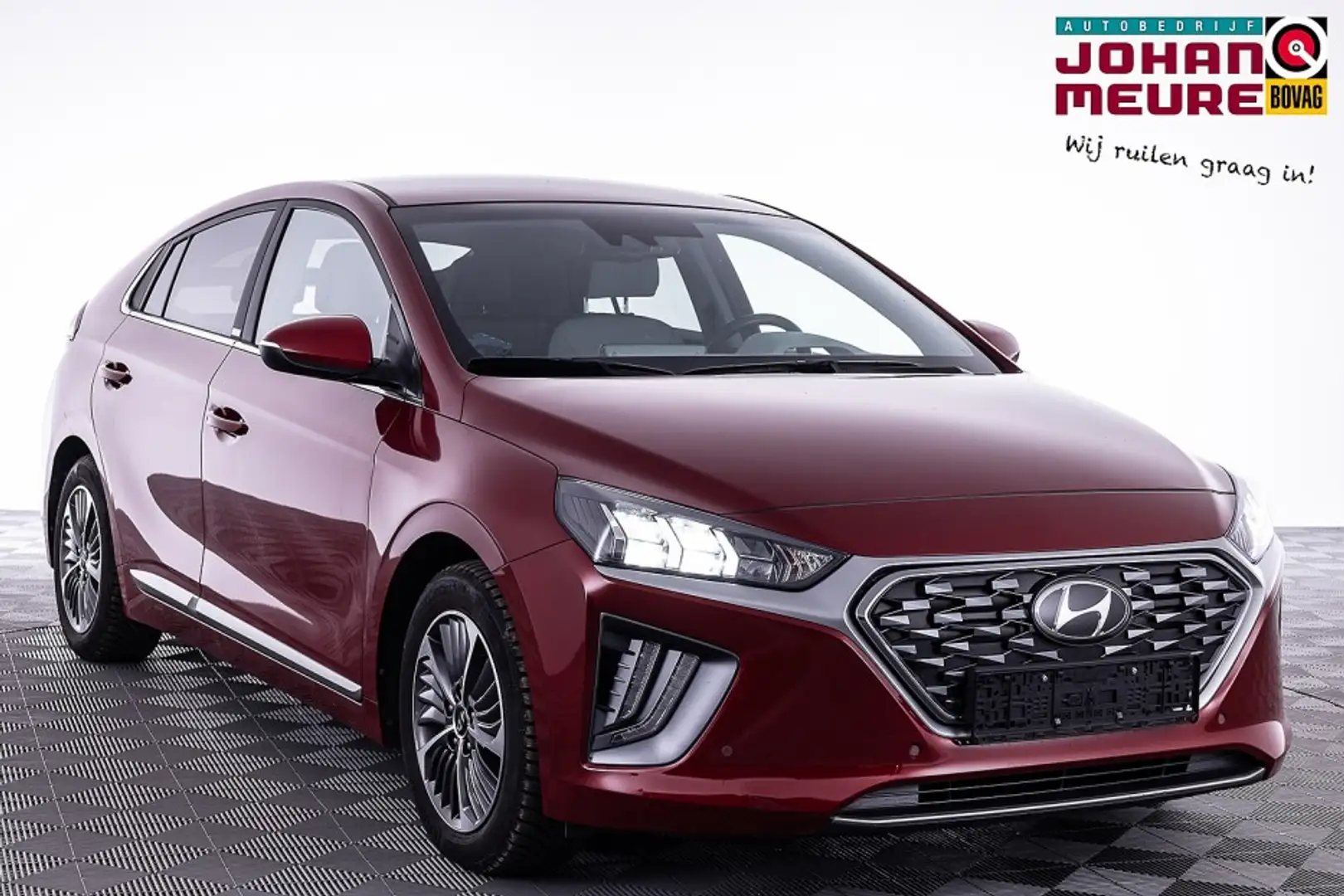 Hyundai IONIQ 1.6 GDi PHEV Comfort Plus | Half LEDER | LED | NAV Rood - 1