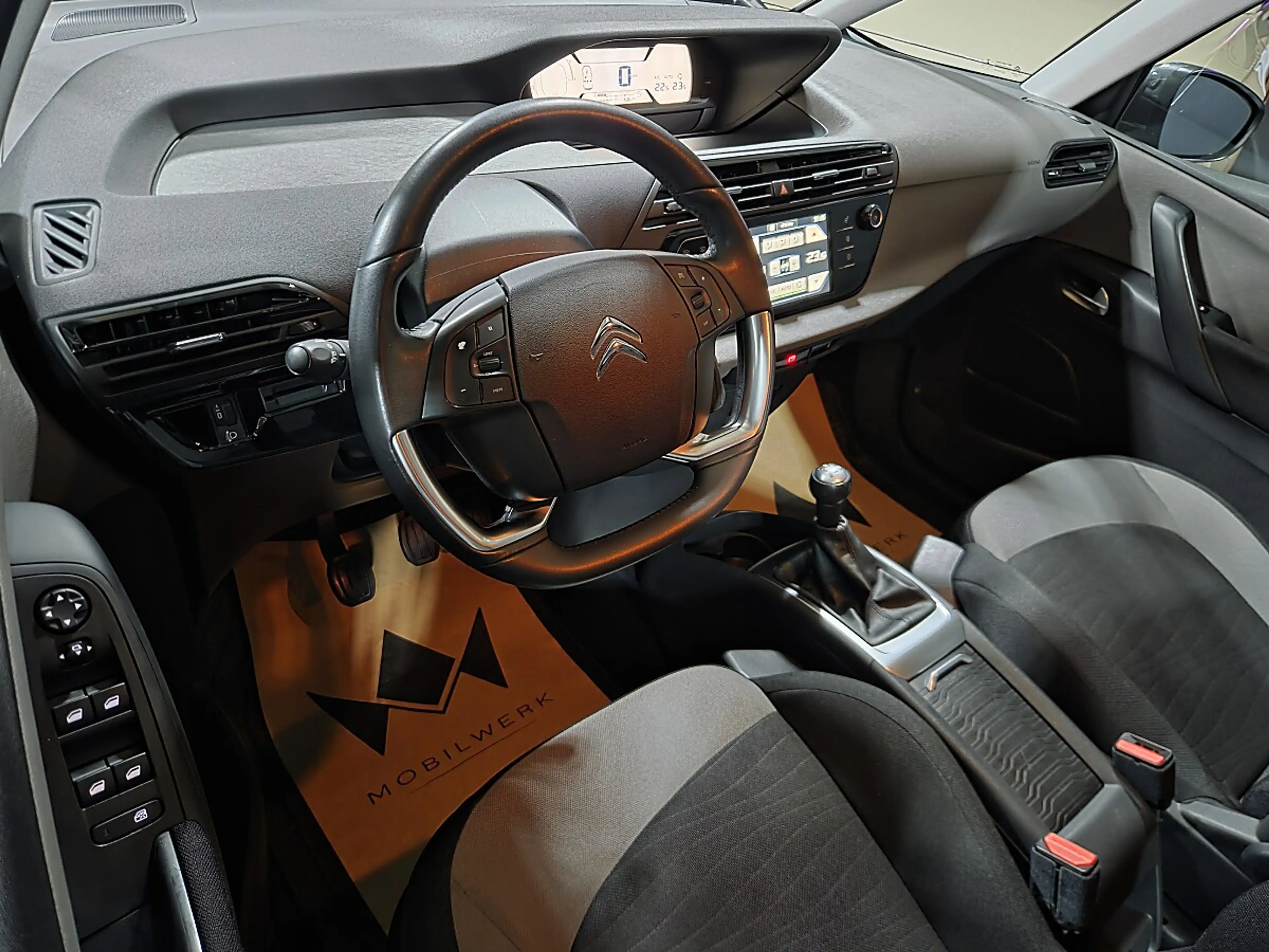 Citroen Grand C4 Picasso BlueHDi 100 S&S manuell Seduction — photo 6