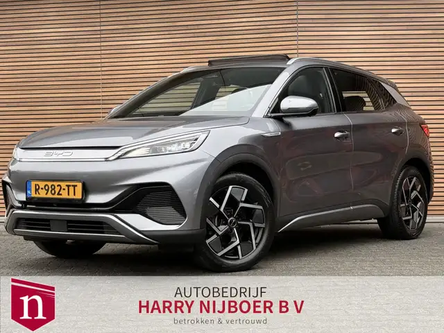 BYD Atto 3 Comfort 60 kWh Warmtepomp / Panodak / Leer / Stoel