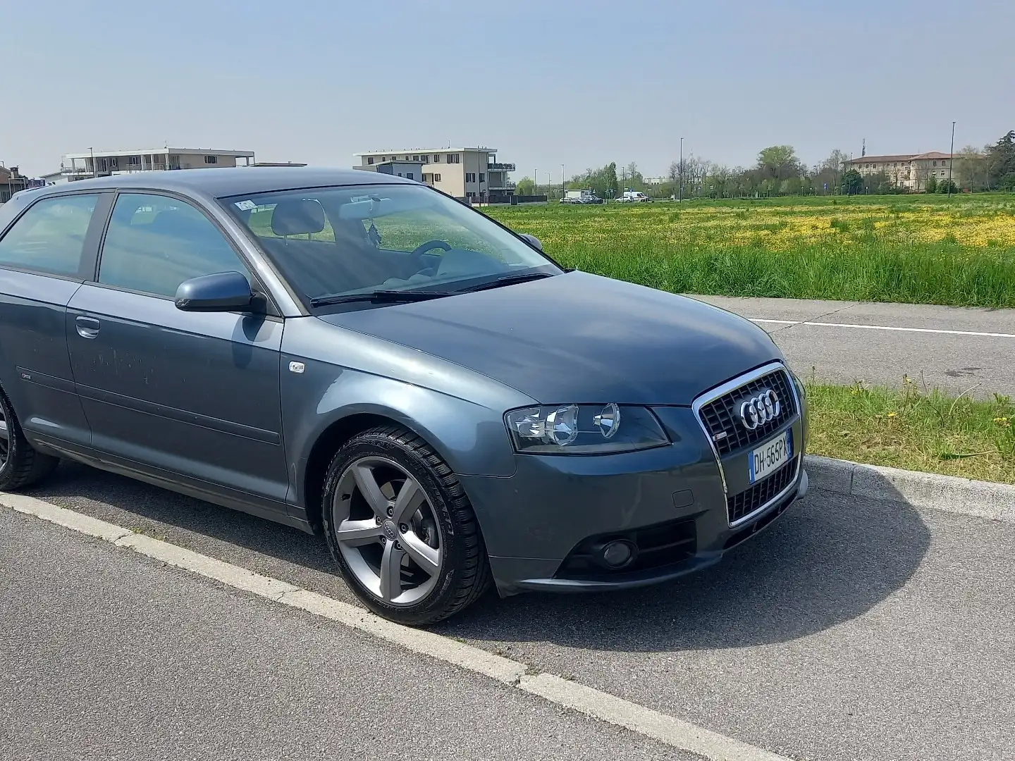 Audi A3 1.9 tdi Ambiente fap - 1