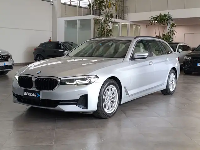 BMW 520 520d aut Business MH48V Touring